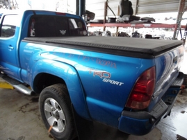 2005 TOYOTA TACOMA BLUE DOUBLE CAB SR5 PRERUNNER 4.0L AT 2WD Z17674 
